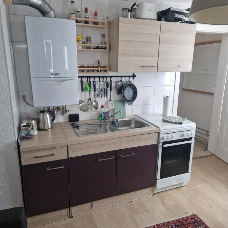 TOP 2 ROOM APPARTEMENT l CITY CENTER l 24H SELF CHECK IN l 2 SMART TV l REGENDUSCHE l FREE PARKING - Appartamento con 1 Camera da Letto - 2
