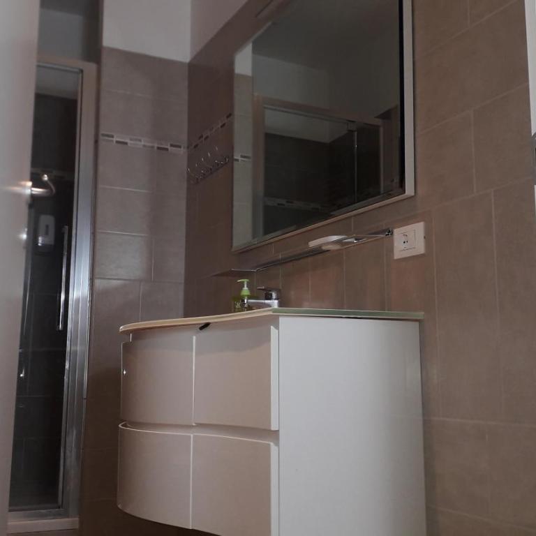 Nice Livings Gioia - Appartamento con 1 Camera da Letto - 6