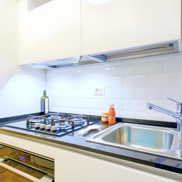 Elegantis Milos Suite Apartment - Your Chic Retreat in Central Rome - Appartamento con 2 Camere da Letto - 17