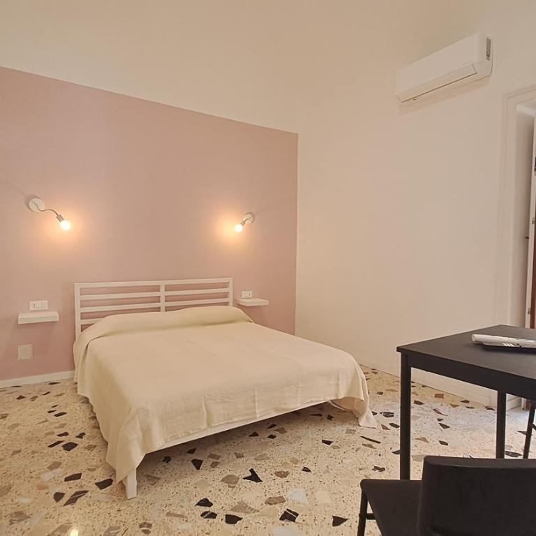 Mare Mare Rooms - Camera Matrimoniale con Balcone - 1