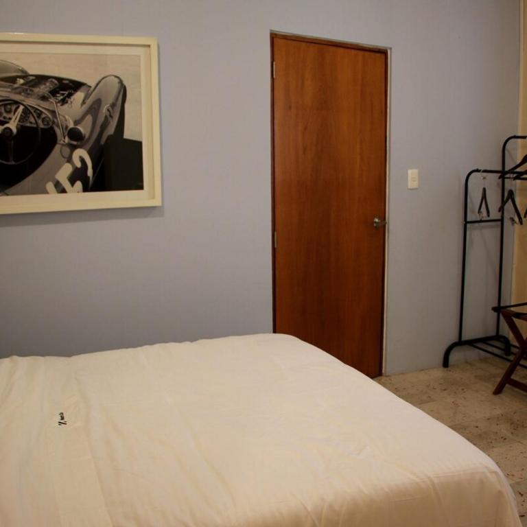 Charming and private with a pool in Merida Centro - Three-Bedroom House - 67