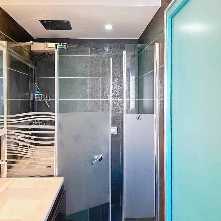 Stylish 1-bedroom apartment with sea view on La Croisette - Appartement 1 Chambre avec Balcon et Vue sur Mer - 15