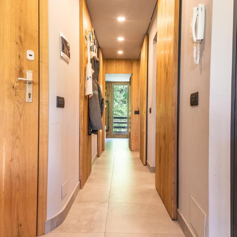 HelloCHALET Cervinia - Circus View - Ski-in Ski-out - Appartamento con 2 Camere da Letto - 24