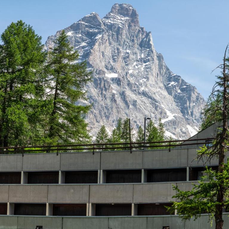 HelloCHALET Cervinia - Circus View - Ski-in Ski-out - Appartamento con 2 Camere da Letto - 10