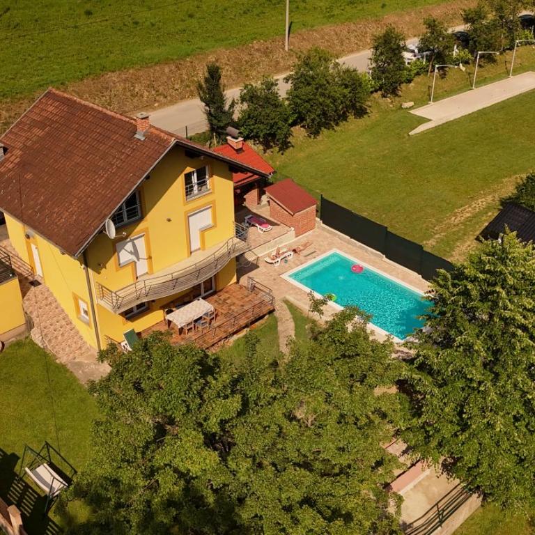Holiday Homer Vila na Obali Vrbasa - Vila sa 3 Spavaće Sobe - 47