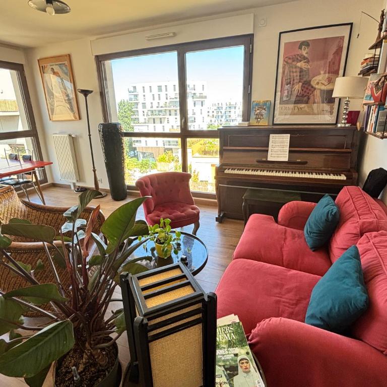 Private bedroom in a charming apartment on the banks of the Canal de l Ourcq - Chambre Double - 1