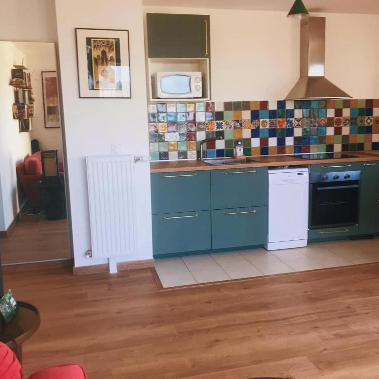 Private bedroom in a charming apartment on the banks of the Canal de l Ourcq - Chambre Double - 5