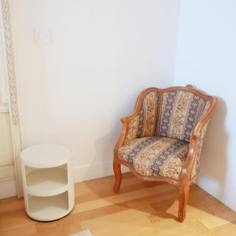 Spacious Parisian Flat Louvre Steps Eiffel Tower Access - Appartamento con 2 Camere da Letto - 20