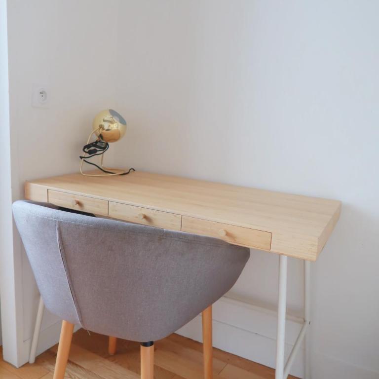 Spacious Parisian Flat Louvre Steps Eiffel Tower Access - Appartamento con 2 Camere da Letto - 11