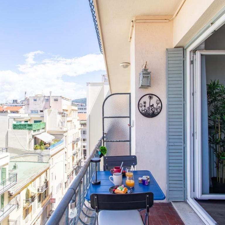 L4 Staywizus - 2BDR Hotel des Postes Central, Massena AC 2Balconies - Appartement 2 Chambres - 24