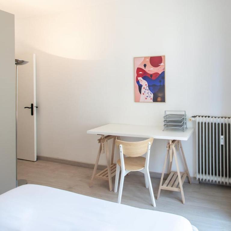 L4 Staywizus - 2BDR Hotel des Postes Central, Massena AC 2Balconies - Appartement 2 Chambres - 33