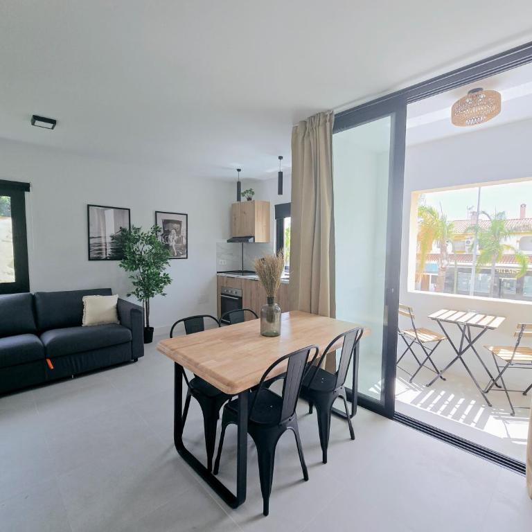 Albatros Apartamentos - Torremolinos - Apartamento de 1 Dormitorio con balcón y vistas a la ciudad - 1