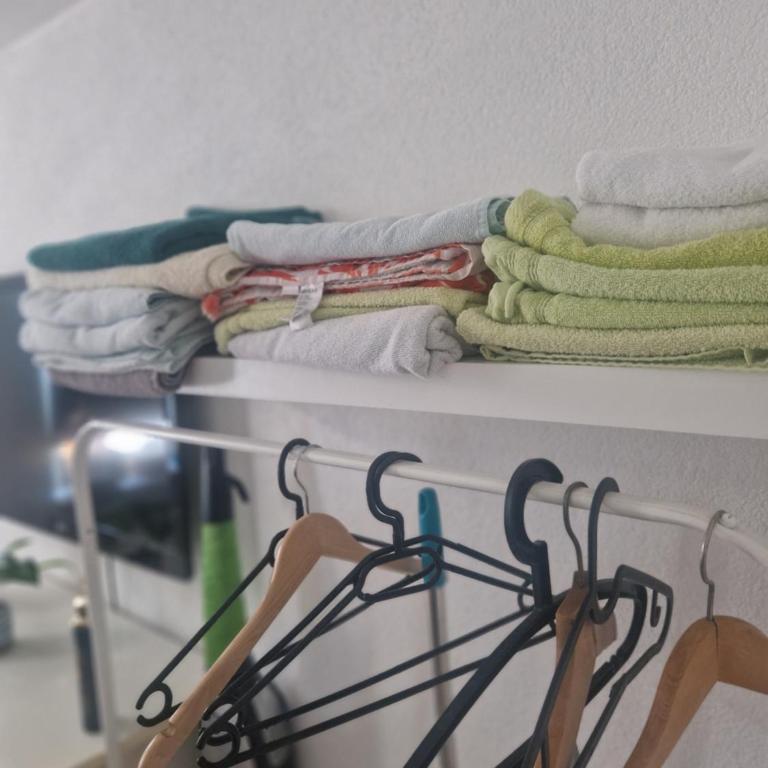 TOP 2 ROOM APPARTEMENT l CITY CENTER l 24H SELF CHECK IN l 2 SMART TV l REGENDUSCHE l FREE PARKING - Appartamento con 1 Camera da Letto - 7