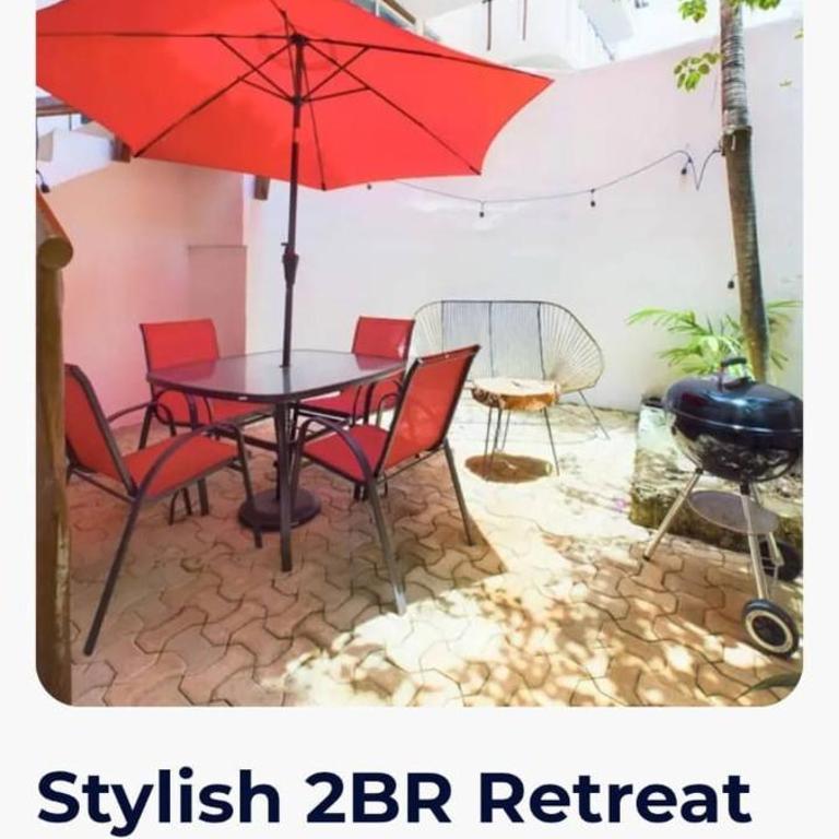 Stylish 2BR Retreat with Private Patio - Apartamento - 66