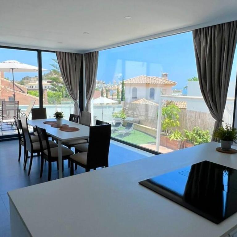 SR Villa Amelie Benalmadena 3BDR with private pool - Villa de 3 dormitorios - 5