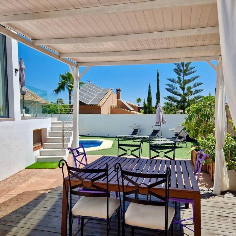 SR Villa Amelie Benalmadena 3BDR with private pool - Villa de 3 dormitorios - 45