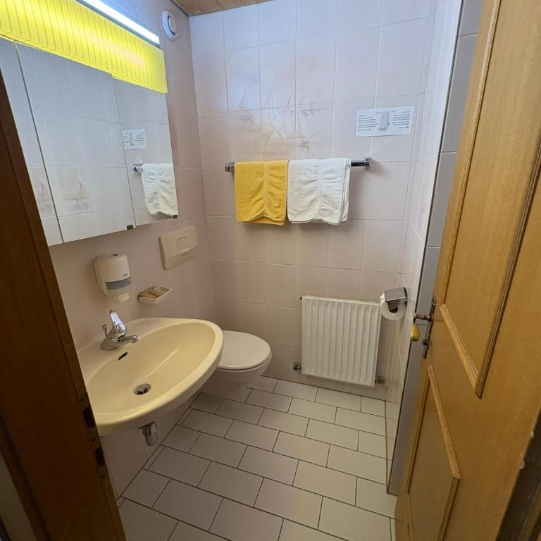 Bergsteiger-Zimmer Pension Obermair - Doppelzimmer - 6