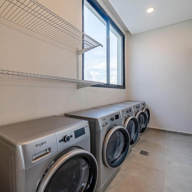 Brand new and steps away from Shopping del Sol! - One-Bedroom Apartment - 2