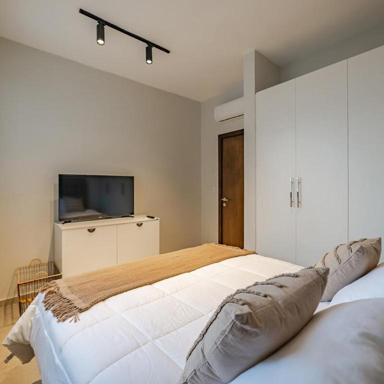 Brand new and steps away from Shopping del Sol! - One-Bedroom Apartment - 7