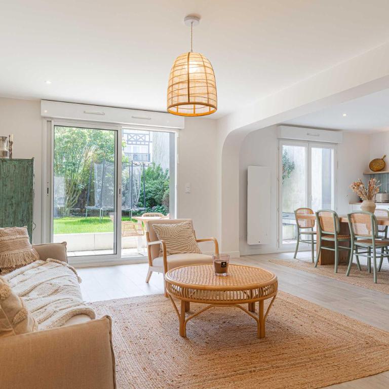 Magnificent apartment - 2BR- 6P - Garden - Deauville - Apartamento de 2 dormitorios - 16