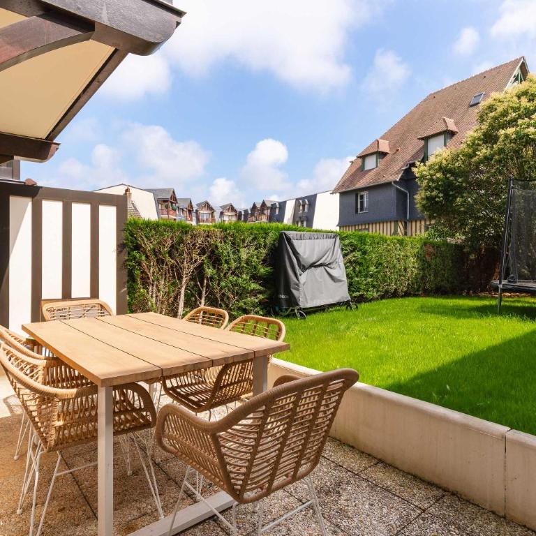 Magnificent apartment - 2BR- 6P - Garden - Deauville - Apartamento de 2 dormitorios - 18