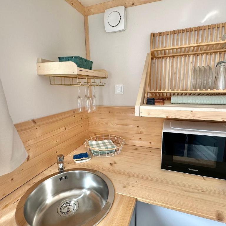 BERCK-PLAGE - Location saisonnière Tiny House insolite - 4 hébergements atypiques avec terrasse privée, proche mer, parking privé et gratuit, idéal weekend romantique, vacances en famille ou groupe - Chalet - 12