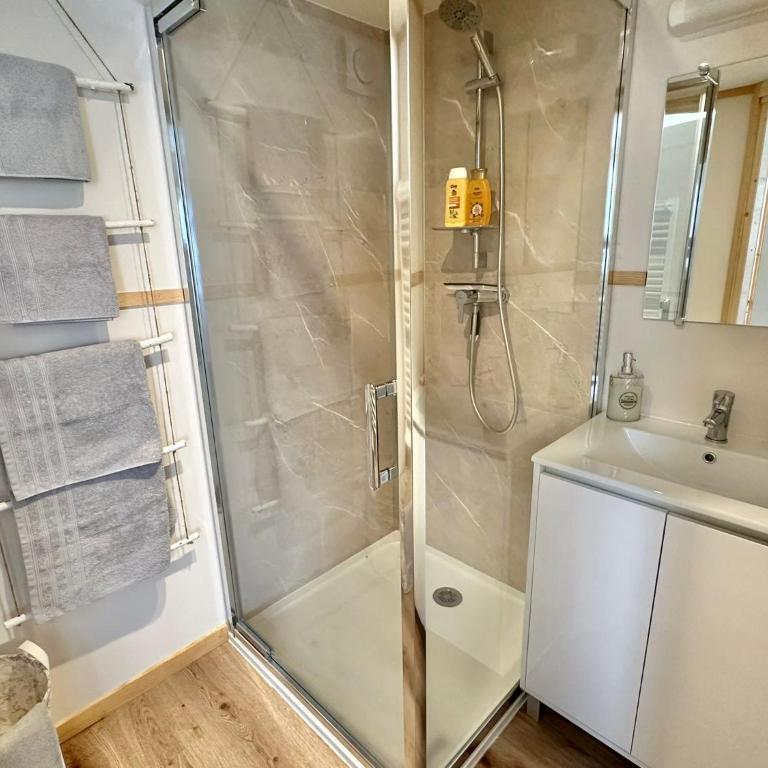 BERCK-PLAGE - Location saisonnière Tiny House insolite - 4 hébergements atypiques avec terrasse privée, proche mer, parking privé et gratuit, idéal weekend romantique, vacances en famille ou groupe - Chalet - 21