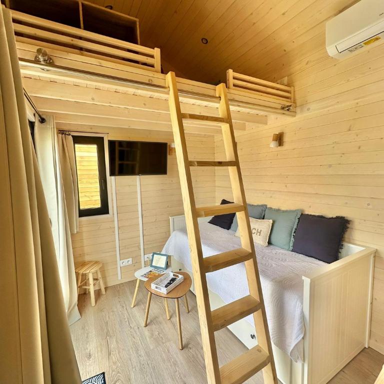 BERCK-PLAGE - Location saisonnière Tiny House insolite - 4 hébergements atypiques avec terrasse privée, proche mer, parking privé et gratuit, idéal weekend romantique, vacances en famille ou groupe - Chalet mit 2 Schlafzimmern - 16