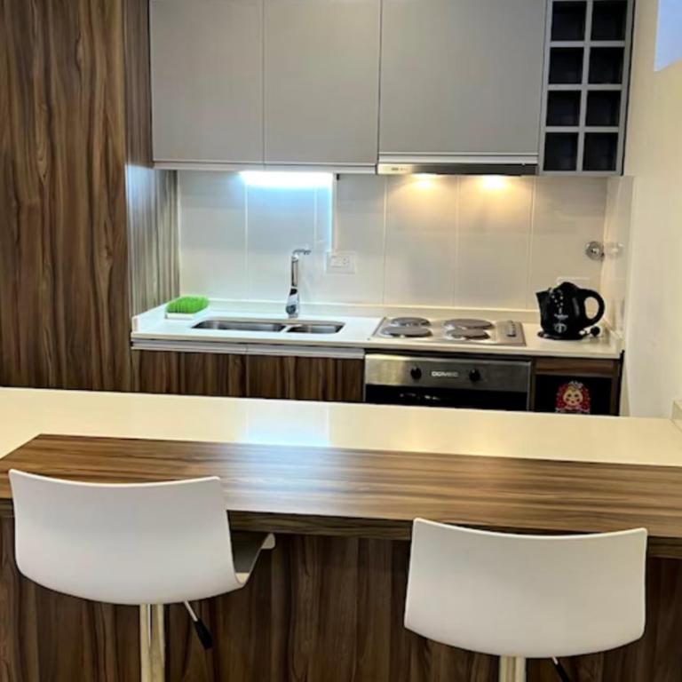 Condominio en Fisherton - One-Bedroom Apartment - 7