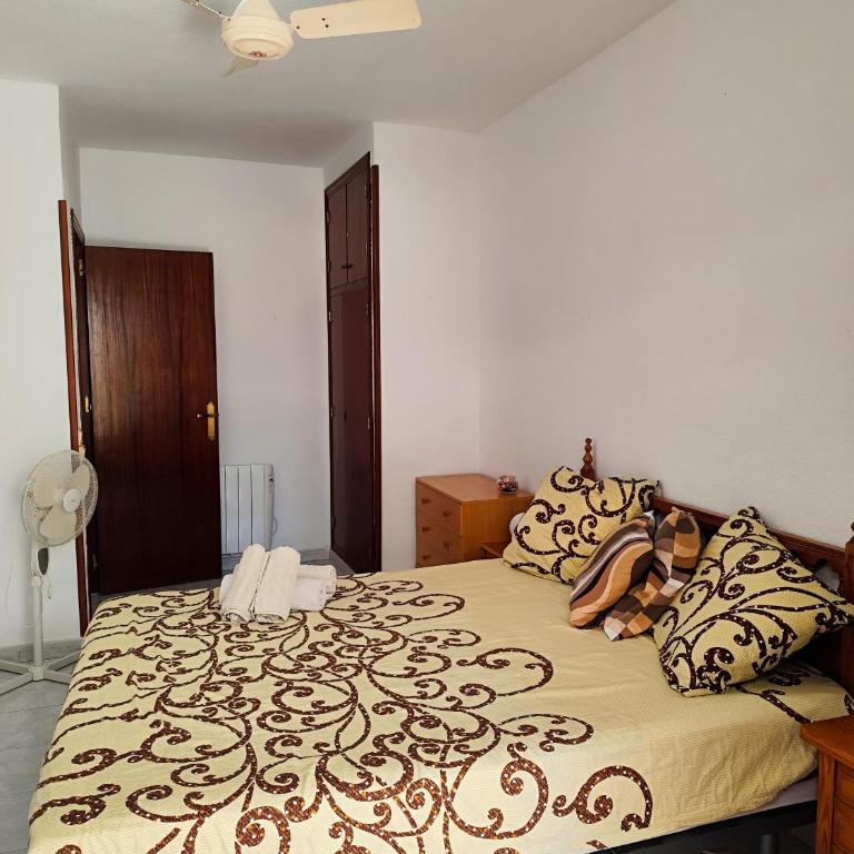 Cozy retreat with Green Terrace and Balcony Access - Apartamento de 2 dormitorios - 12