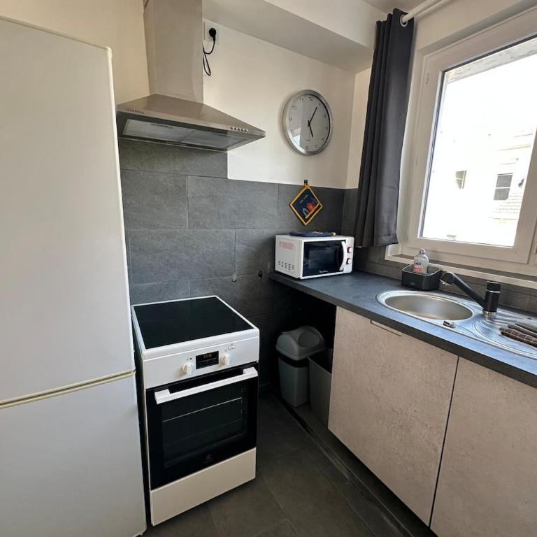 Albert - Petit cocon avec balcon à 200m de la plage de Berck - One-Bedroom Apartment with Balcony - 12