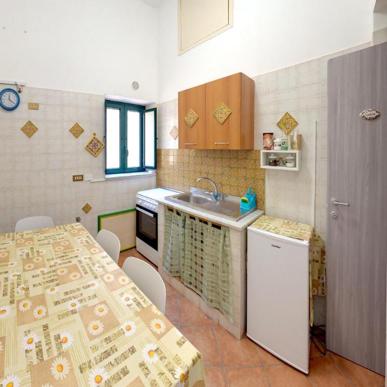 Isola dei tesori - affittacamere palermo - Large Double Room - 3
