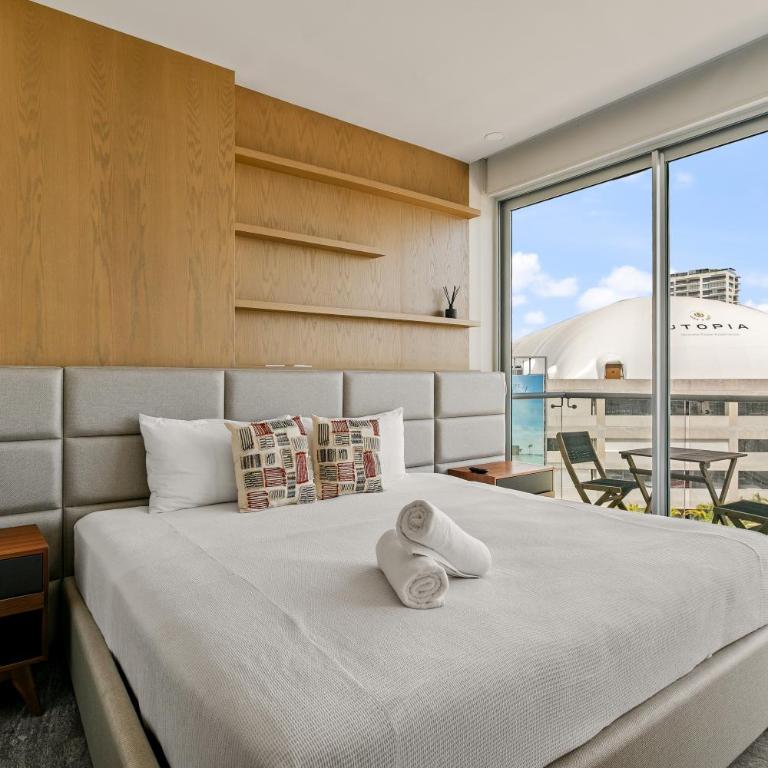 Business studio-apartment near the beach - Two-Bedroom Apartment with Balcony - 4