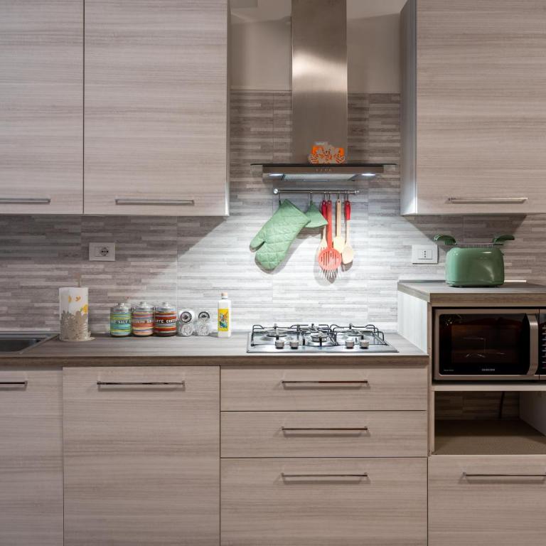 Al Laghée - Large New Modern Apt in Center Town - Appartamento con 2 Camere da Letto - 9