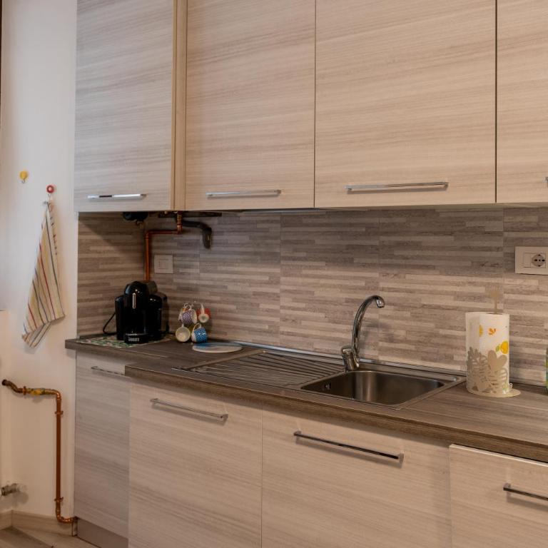 Al Laghée - Large New Modern Apt in Center Town - Appartamento con 2 Camere da Letto - 8