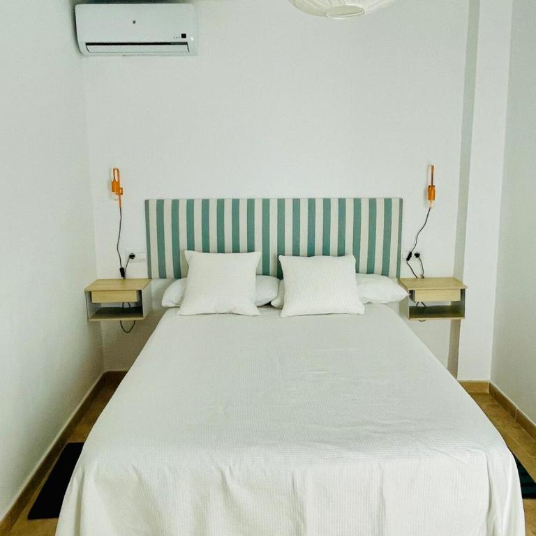 AZUL BARBATE, ático a 2 minutos de la playa - Apartamento de 2 dormitorios con terraza y vistas al mar - 5