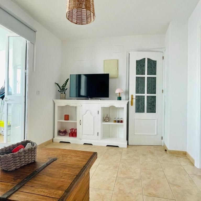 AZUL BARBATE, ático a 2 minutos de la playa - Apartamento de 2 dormitorios con terraza y vistas al mar - 6