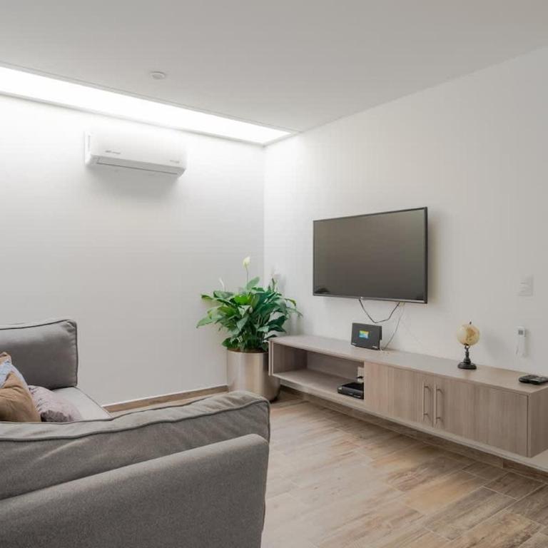Residencia Galicia Family - Family Room - 38