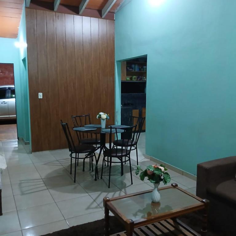 Alquiler para el WRC en Encarnación - Casa de 2 dormitorios - 9