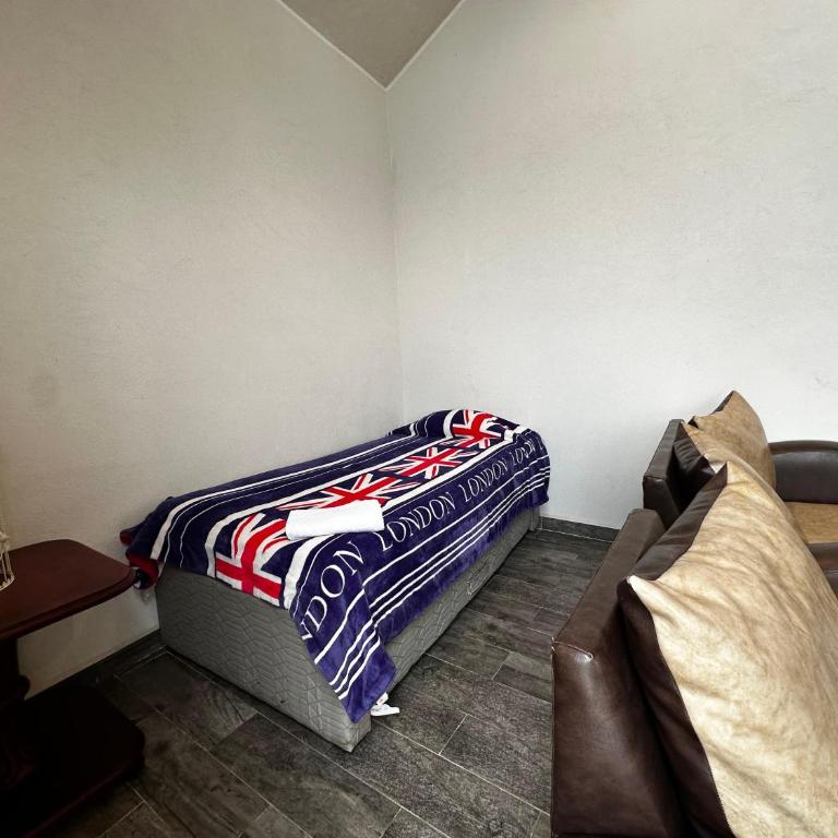 Rendiz - Three-Bedroom Apartment - 11