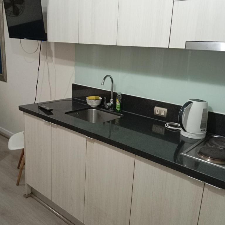 Home 7 - One-Bedroom Apartment - 4
