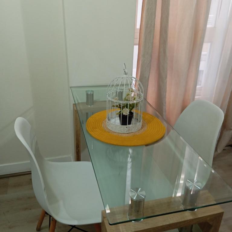Home 7 - One-Bedroom Apartment - 11
