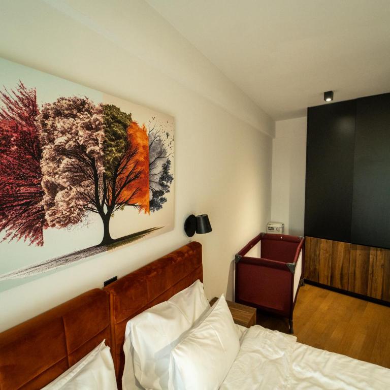 Pino Monte - One-Bedroom Apartment - 9