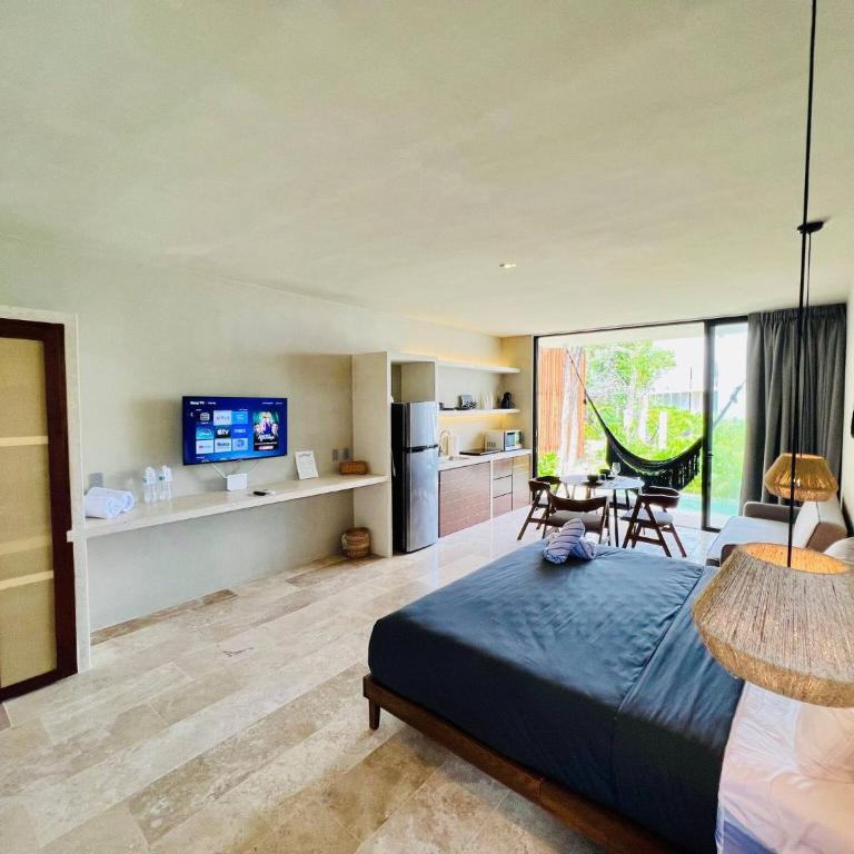Private Pool New Apartment King Bed Wifi 504 Selva - One-Bedroom Apartment with Pool View - 5