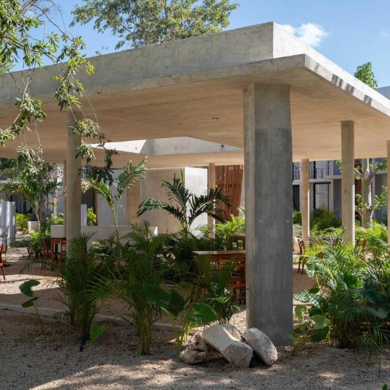 Private Pool New Apartment King Bed Wifi 504 Selva - One-Bedroom Apartment with Pool View - 10