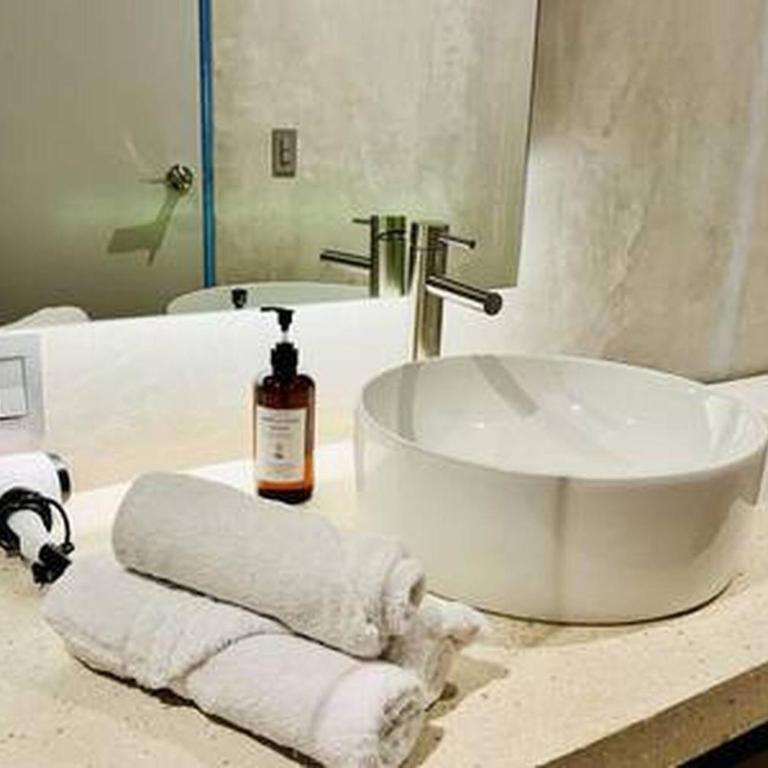 Private Pool New Apartment King Bed Wifi 504 Selva - One-Bedroom Apartment with Pool View - 27