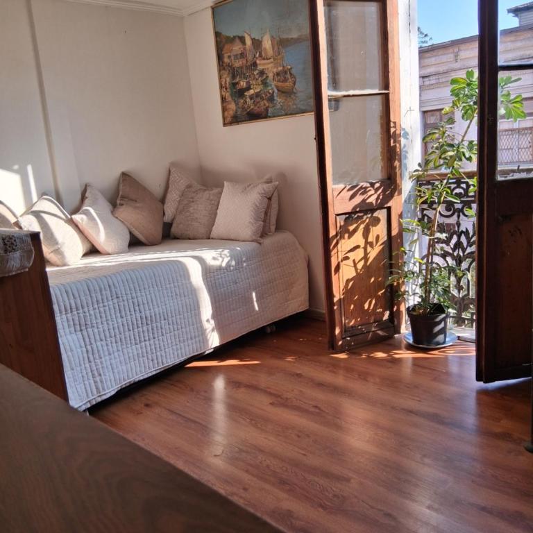 Espacio y Terraza - One-Bedroom Apartment - 8