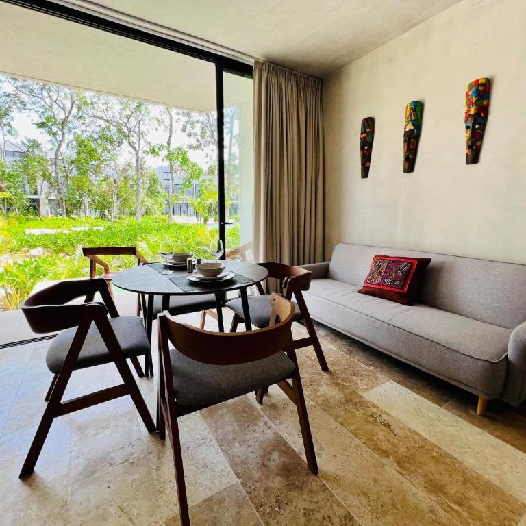 Private Pool New Apartment King Bed Wifi 601 Selva - One-Bedroom Apartment with Pool View - 5