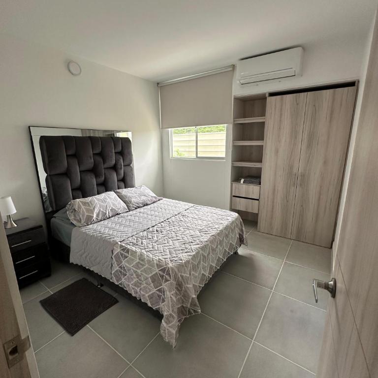 Cartagena Vibes-Apartamento Serena del Mar - Two-Bedroom Apartment - 3