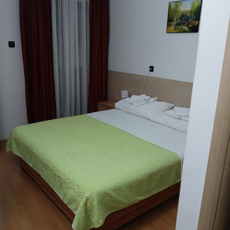 Hotel Viv - Četvorokrevetna Soba - 2